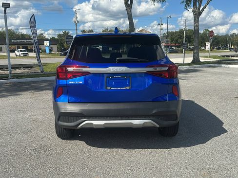 Used 2023 Kia Seltos LX image 21