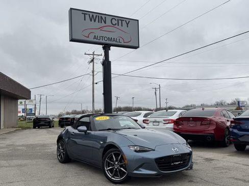 Used 2016 MAZDA MX-5 Miata Grand Touring image 1