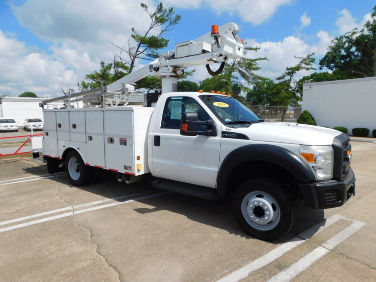Used 2011 Ford F550 2WD Regular Cab Super Duty w/ PWR Equipment Group image 1