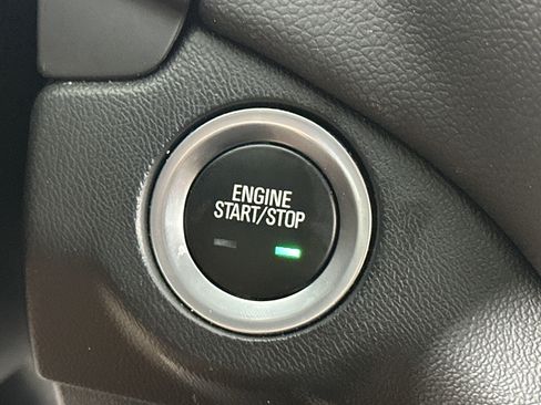 Used 2022 Chevrolet Equinox LT image 27