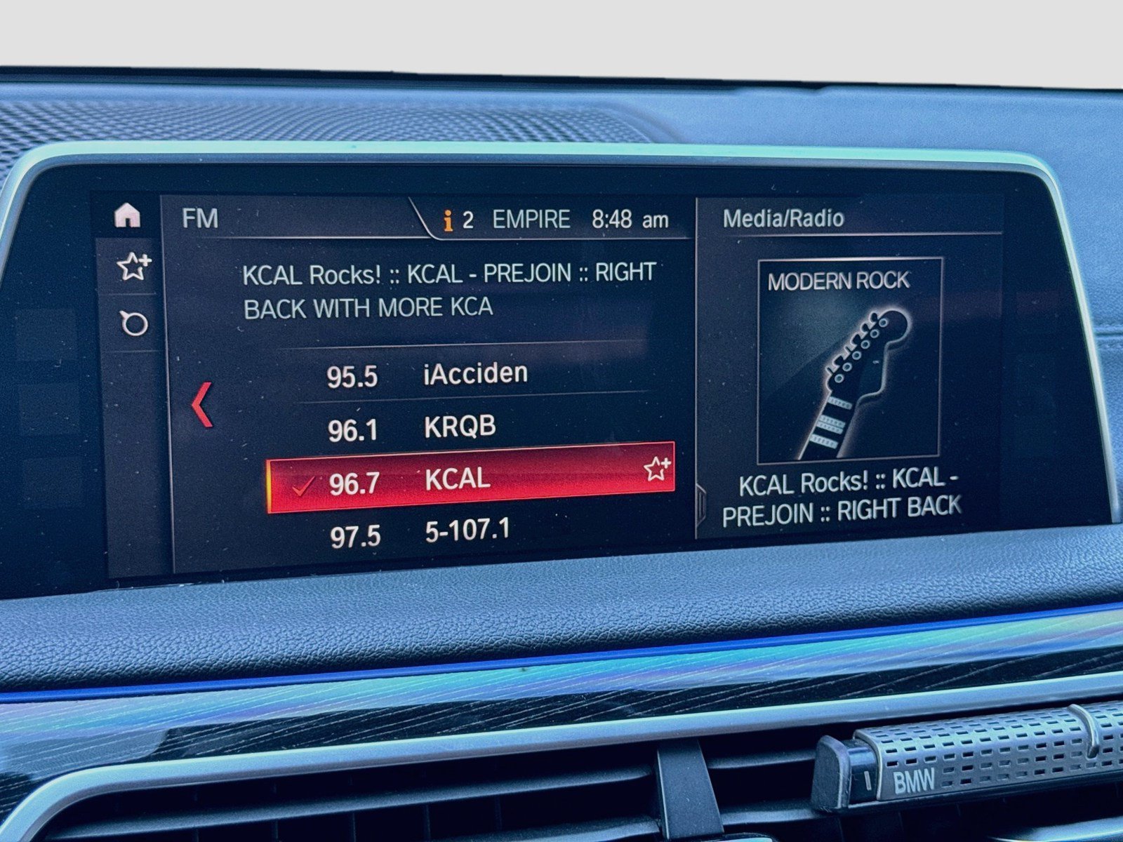 Used 2018 BMW 740i RWD image 11