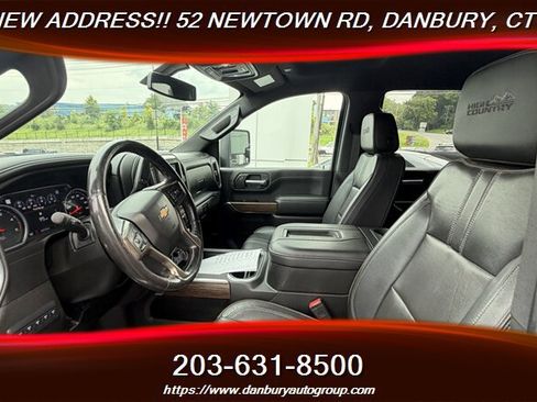Used 2022 Chevrolet Silverado 3500 High Country AWD/4WD image 12