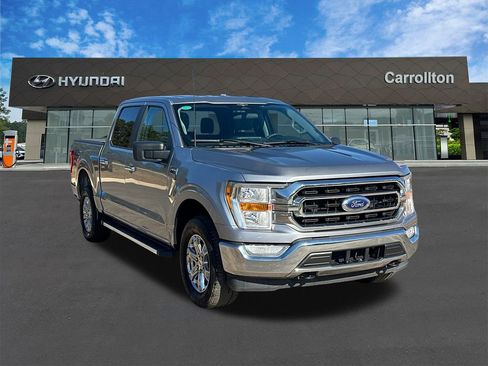 Used 2023 Ford F150 XLT w/ XTR Package image 3