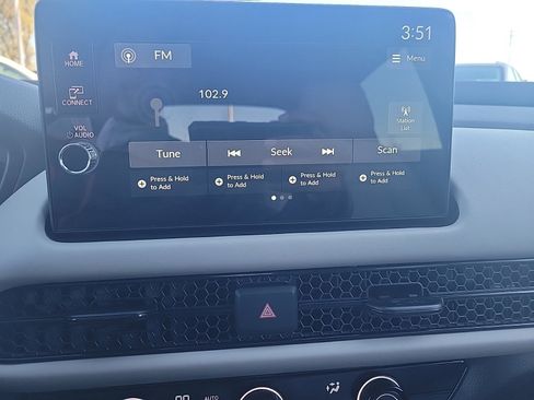 New 2026 Honda HR-V LX image 17