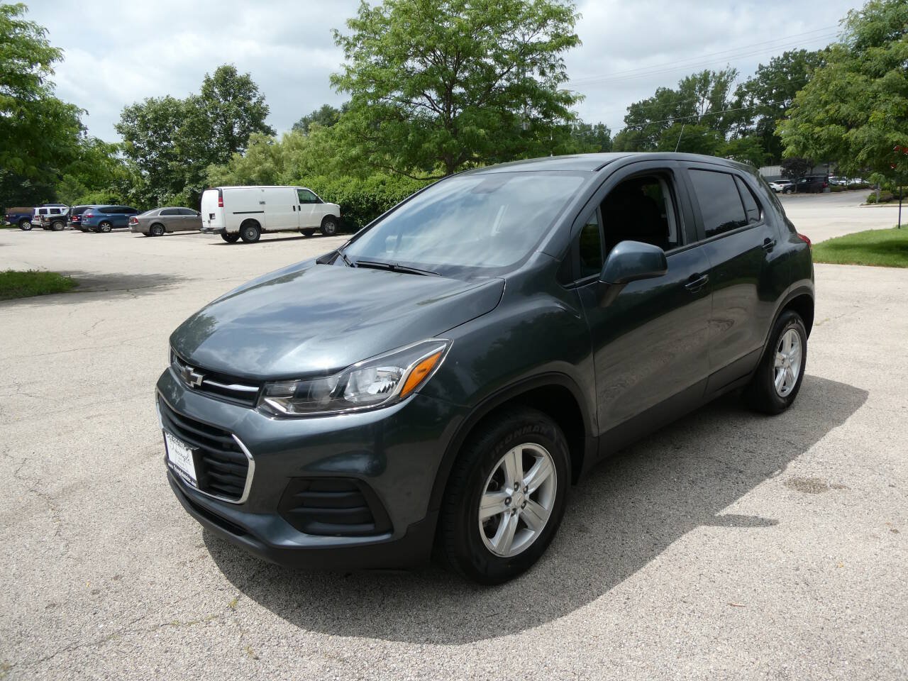 Used 2021 Chevrolet Trax LS w/ Tint and Cruise Package AWD/4WD image 1