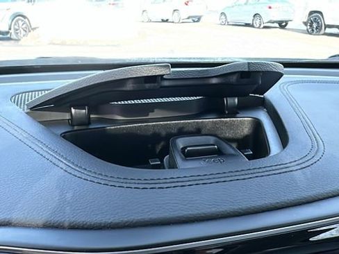 Used 2021 Jeep Cherokee Limited image 20