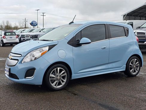 Used 2015 Chevrolet Spark LT image 1