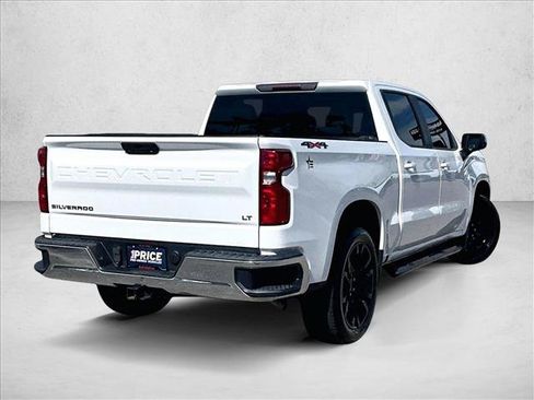 Used 2021 Chevrolet Silverado 1500 LT AWD/4WD image 2