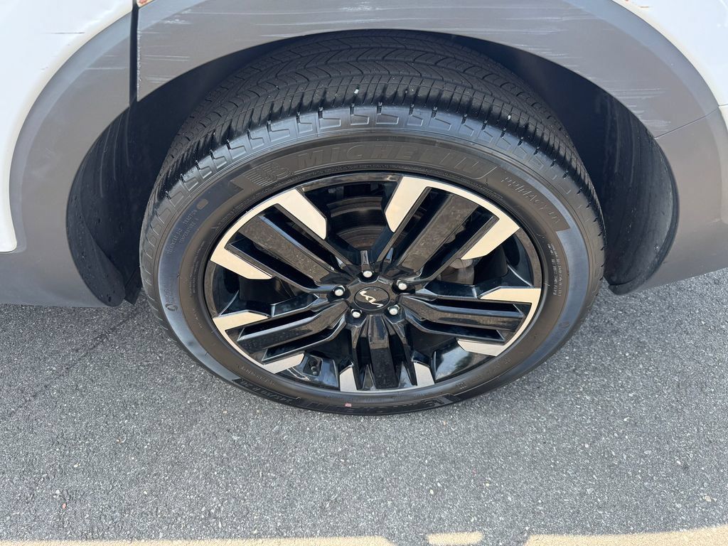 Used 2024 Kia Telluride SX AWD/4WD image 10