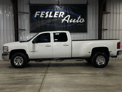 Used 2009 Chevrolet Silverado 3500 LTZ w/ LTZ Plus Package image 1
