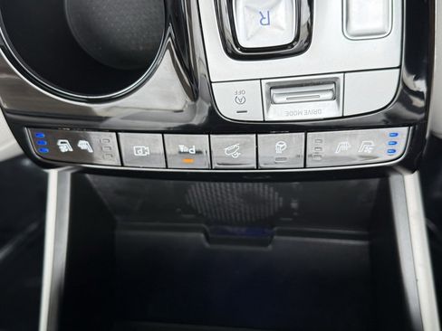 Used 2023 Hyundai Tucson Limited w/ Cargo Package image 12