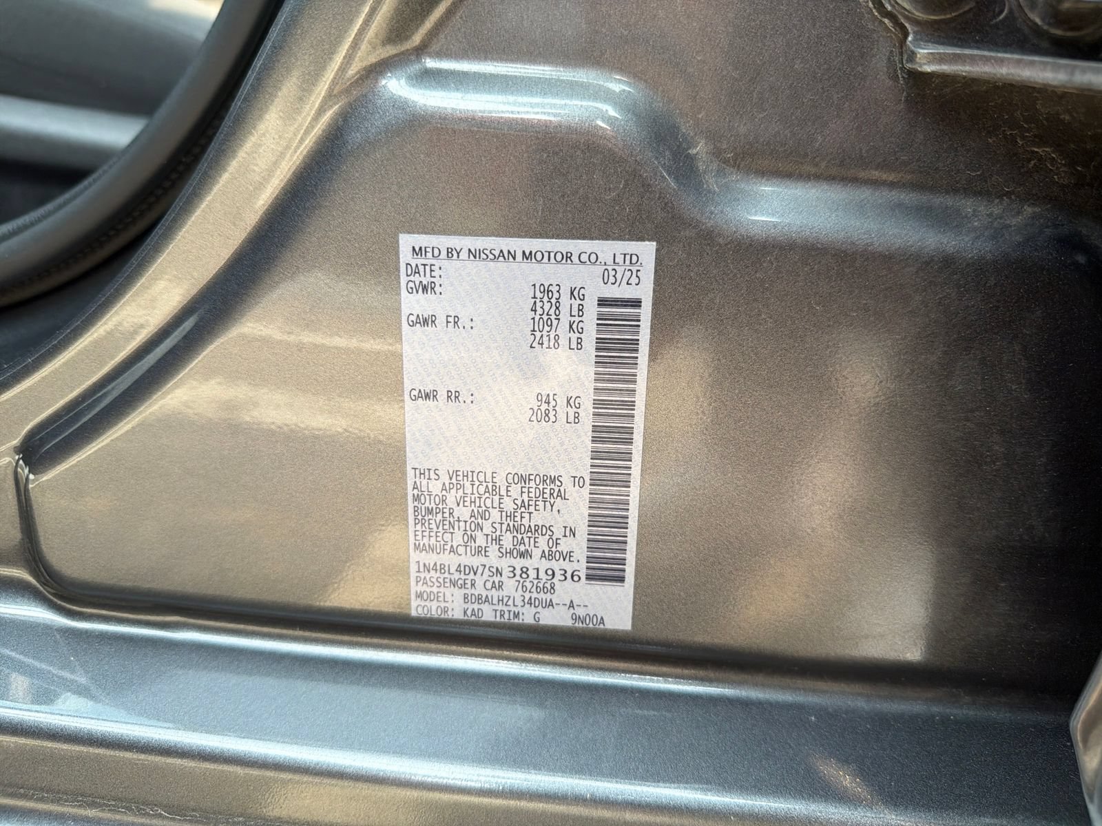 Used 2025 Nissan Altima 2.5 SV FWD image 32