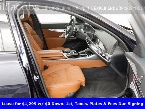 Certified 2025 BMW 760i xDrive w/ Executive Package image 21