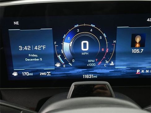 Used 2024 Chevrolet Traverse RS w/ LPO, Floor Liner Package image 9