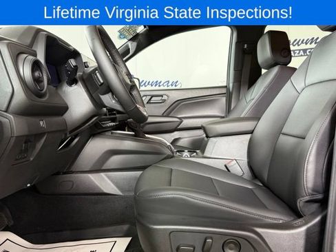 Used 2026 Chevrolet Colorado Trail Boss AWD/4WD image 12