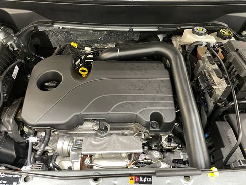 Certified 2024 Chevrolet Equinox LT w/ LPO, Floor Liner Package FWD image 47