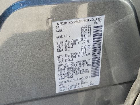 Certified 2025 Nissan Pathfinder SL w/ SL Premium Package FWD image 31