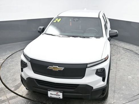 Used 2024 Chevrolet Silverado EV W/T image 18