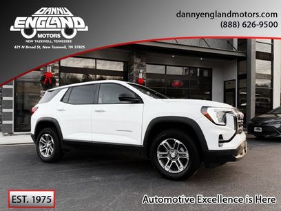 Used 2025 GMC Terrain Elevation