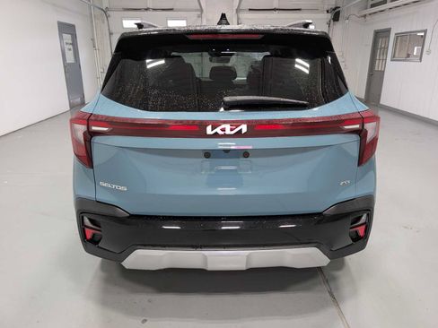 Used 2025 Kia Seltos S AWD/4WD image 8