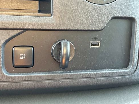 Used 2024 Ford E-350 and Econoline 350 Super Duty w/ Power Windows & Locks Group RWD image 28