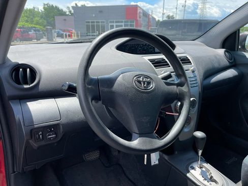 Used 2010 Toyota Yaris Sedan FWD image 11