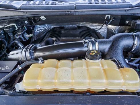 Used 2017 Ford F150 Platinum w/ Equipment Group 701A Luxury image 26