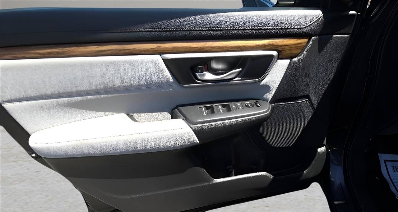 Used 2018 Honda CR-V EX image 9