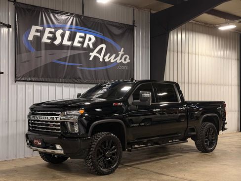 Used 2020 Chevrolet Silverado 2500 LTZ w/ LTZ Plus Package image 28