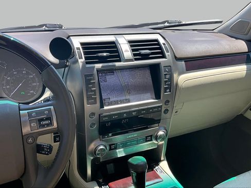 Used 2015 Lexus GX 460 w/ Premium Package AWD/4WD image 7