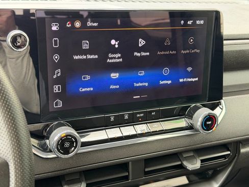 Used 2024 Chevrolet Colorado Trail Boss w/ Technology Package image 13