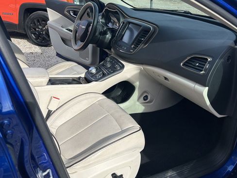 Used 2015 Chrysler 200 C w/ Navigation & Sound Group I image 15
