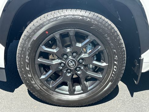 New 2026 Toyota Sequoia Platinum AWD/4WD image 5