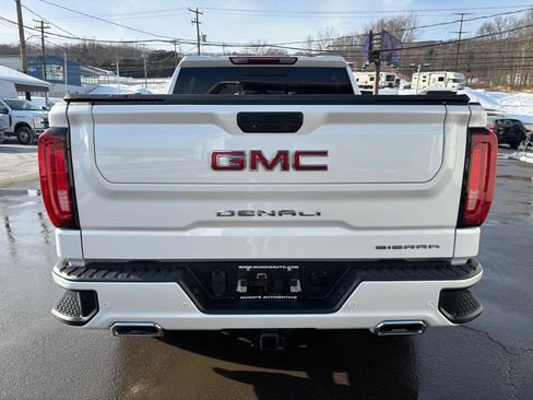 Used 2022 GMC Sierra 1500 Denali w/ Driver Alert Package II image 4