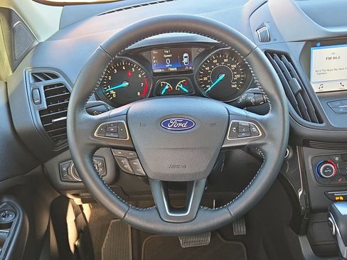 Used 2019 Ford Escape SE image 19