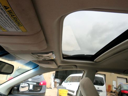 Used 2014 Subaru Outback 2.5i Premium w/ Moonroof Package image 18