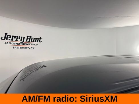 Used 2022 Nissan Frontier Pro-X image 11