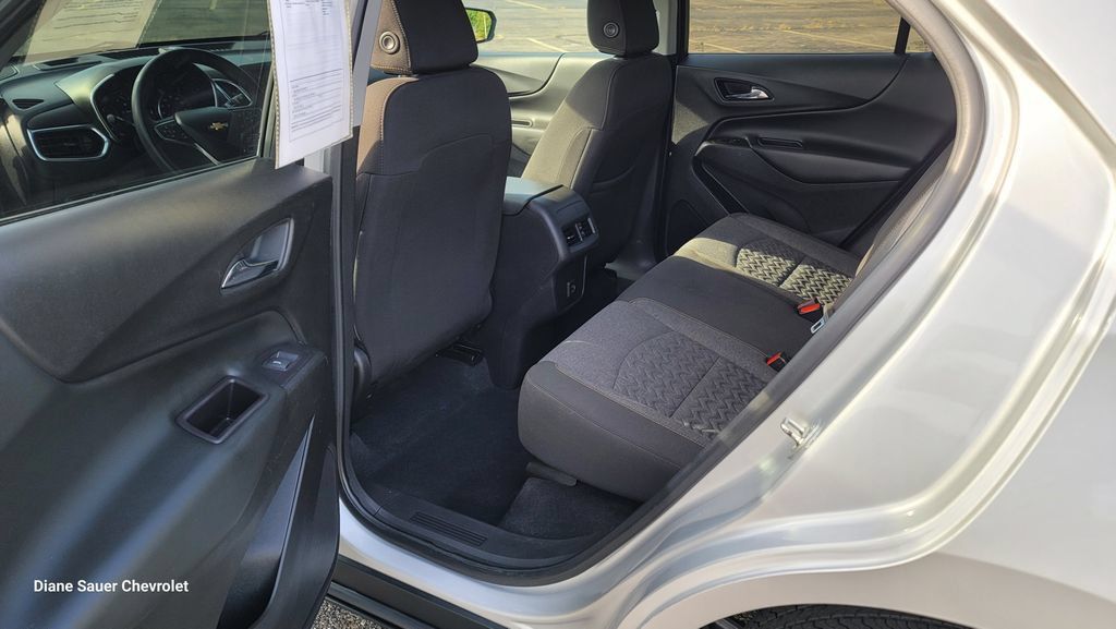 Used 2022 Chevrolet Equinox LT AWD/4WD image 25