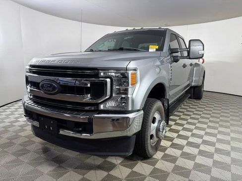 Used 2020 Ford F350 XL w/ STX Appearance Package AWD/4WD image 4