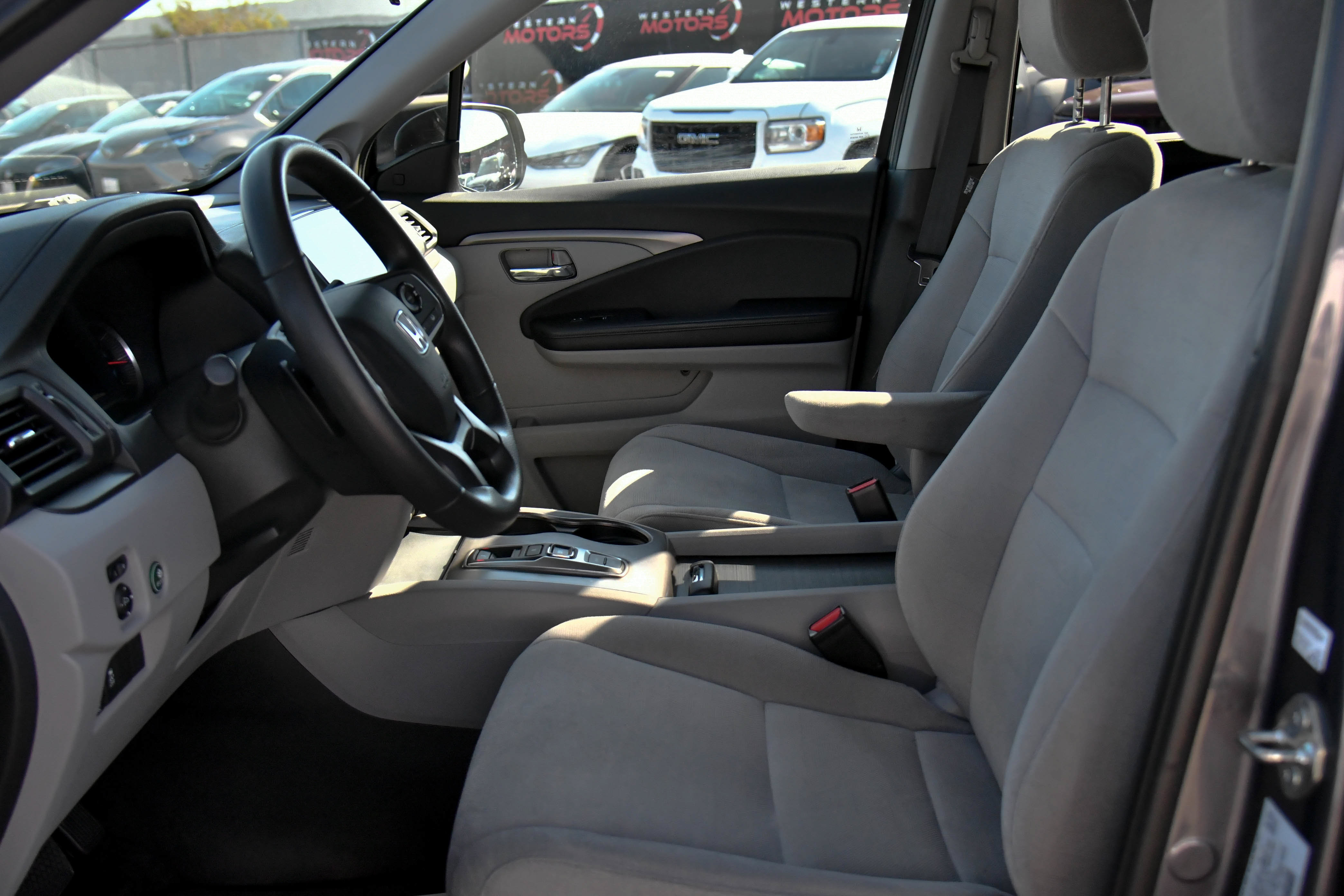 Used 2021 Honda Pilot EX image 18