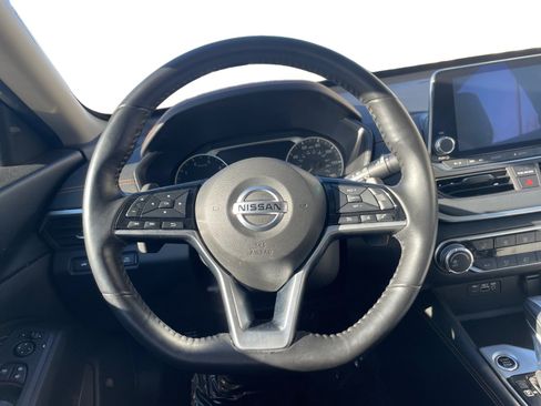 Used 2019 Nissan Altima 2.5 SR w/ SR Premium Package image 19