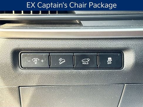 Used 2023 Kia Telluride EX w/ EX Captain's Chair Package image 13