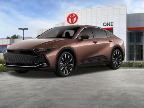 New 2026 Toyota Crown Platinum AWD/4WD image 25