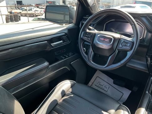 Used 2024 GMC Sierra 1500 AT4X image 11