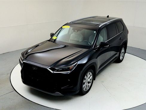 Used 2024 Toyota Grand Highlander Limited image 14