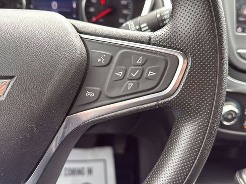 Used 2020 Chevrolet Equinox LT image 31