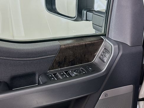 Used 2024 Ford F250 Lariat w/ Lariat Ultimate Package image 15