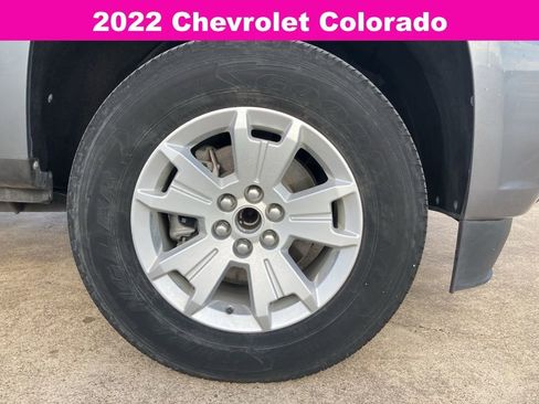 Used 2022 Chevrolet Colorado LT w/ Luxury Package image 10