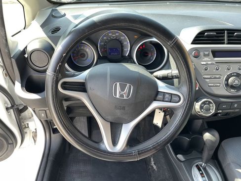 Used 2013 Honda Fit image 16