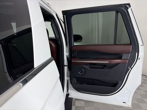 Certified 2022 Ford Expedition Max Limited image 28